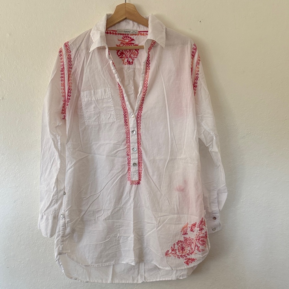 Subtle Luxury White Blouse Tunic with Pink Embroidered Details Sz M/L